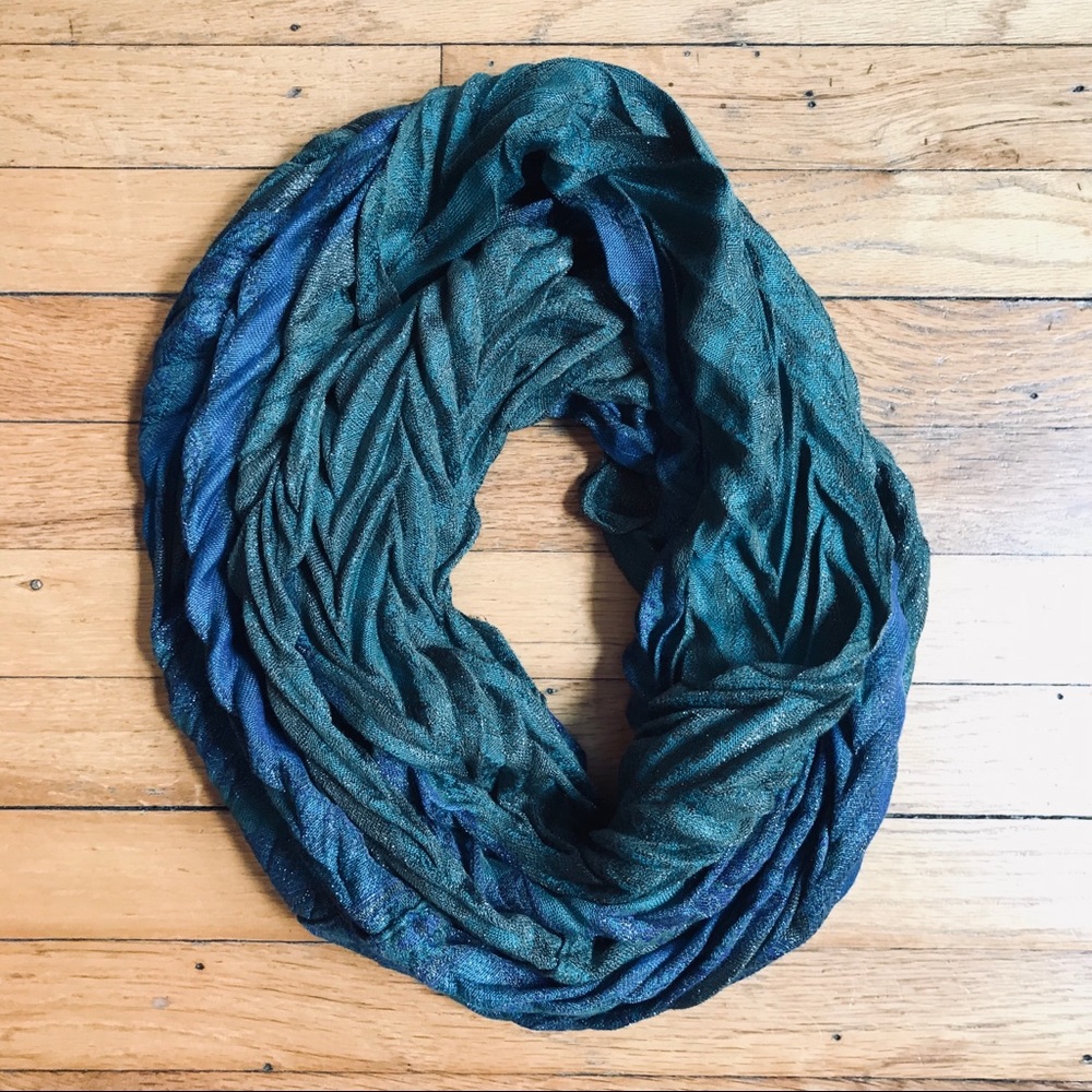 Infinity scarf